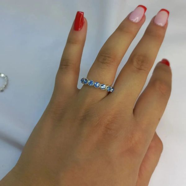 انگشتر پر‌نگین