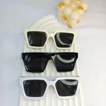 عینک فریم مربع بزرگ