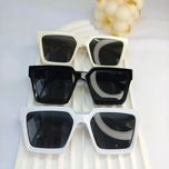 عینک فریم مربع بزرگ