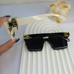 عینک فریم مربع بزرگ