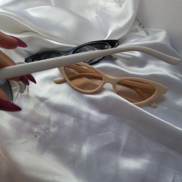 عینک‌گربه ای🐱