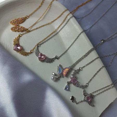 گردنبندای سوارسکی صورتی