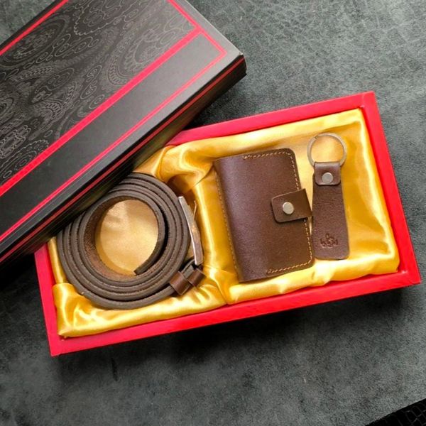 ست اکسسوری چرم مردانه (جاکارتی کمربند جاسوئیچی) کد Set-101