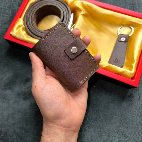 ست اکسسوری چرم مردانه (جاکارتی کمربند جاسوئیچی) کد Set-101