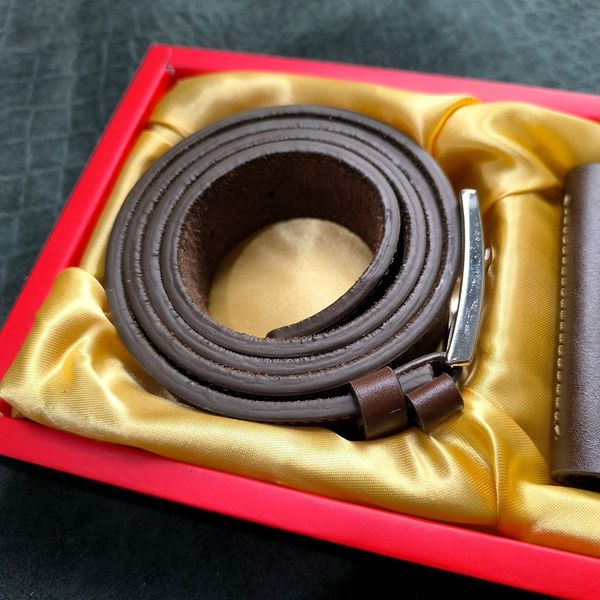 ست اکسسوری چرم مردانه (جاکارتی کمربند جاسوئیچی) کد Set-101