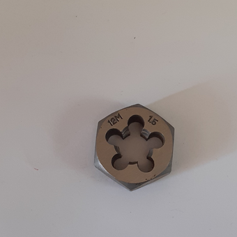 حدیده M12 12 * 1.5 mm در گام 1.5 میلیمتر  GOLIACH DIE NUT HSS