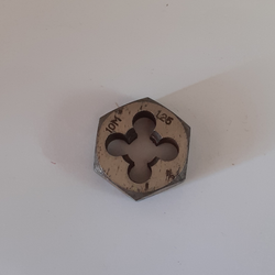 حدیده M10 10 * 1.25 mm در گام 1.25 میلیمتر  GOLIACH DIE NUT HSS