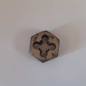 حدیده M10 10 * 1.25 mm در گام 1.25 میلیمتر  GOLIACH DIE NUT HSS