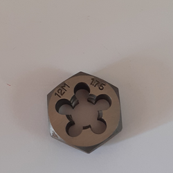 حدیده M12 12 * 1.75 mm در گام 1.75 میلیمتر  GOLIACH DIE NUT HSS