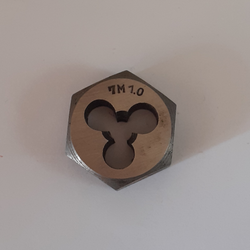 حدیده M7 7 * 1 mm در گام 1 میلیمتر  GOLIACH DIE NUT HSS