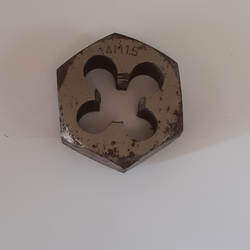 حدیده M14 14 * 1.5 mm در گام 1.5 میلیمتر  GOLIACH DIE NUT HSS