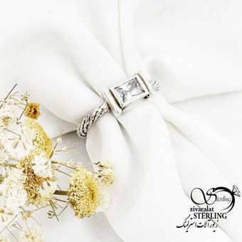 انگشتر نقره نگین مربع رکاب مارپیچ کد 17377
