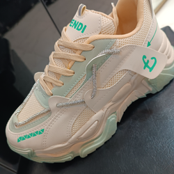 کفش FENDI کرم سبز