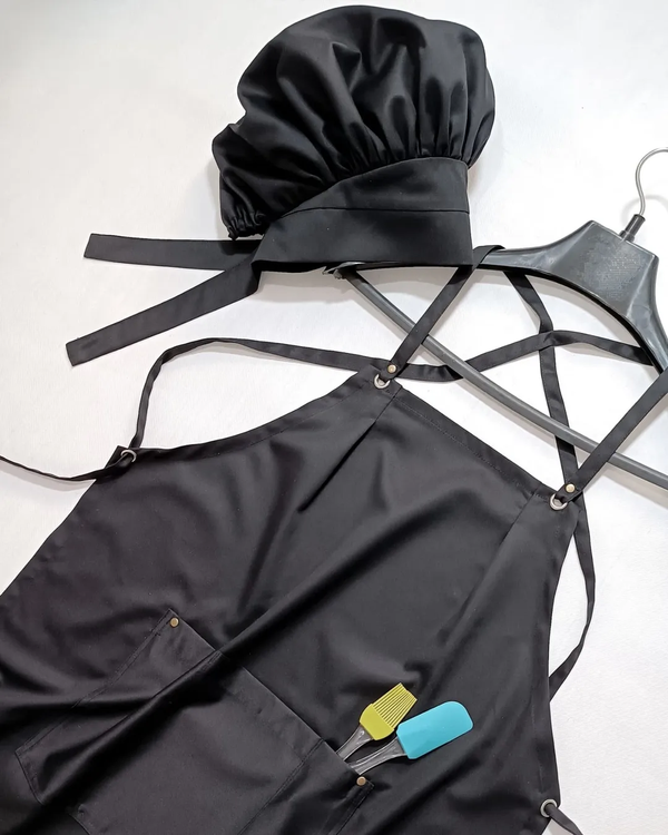 پیشبند و کلاه قنادی