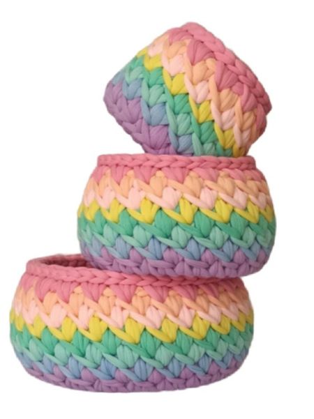 سبد قلاب بافی رنگارنگ کد 4 مجموغه 3 عددی