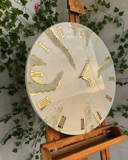 ساعت دیواری رزینی طرح ستایش