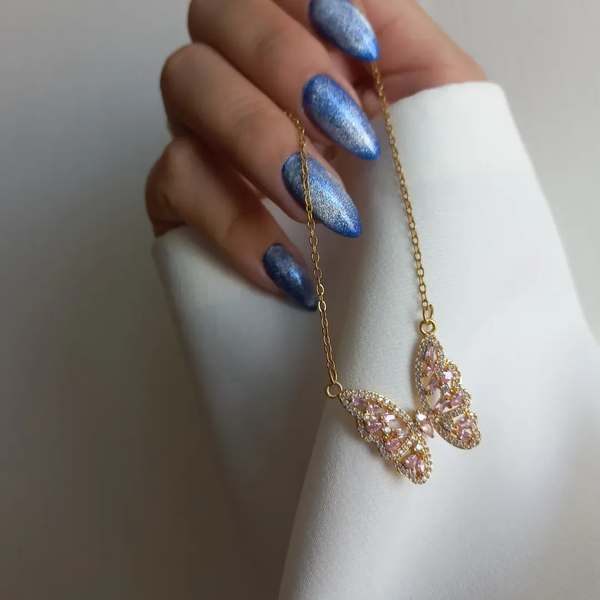 گردنبند پروانه