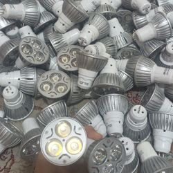 لامپ هالوژن آفتابی3وات نو بدون کارتن