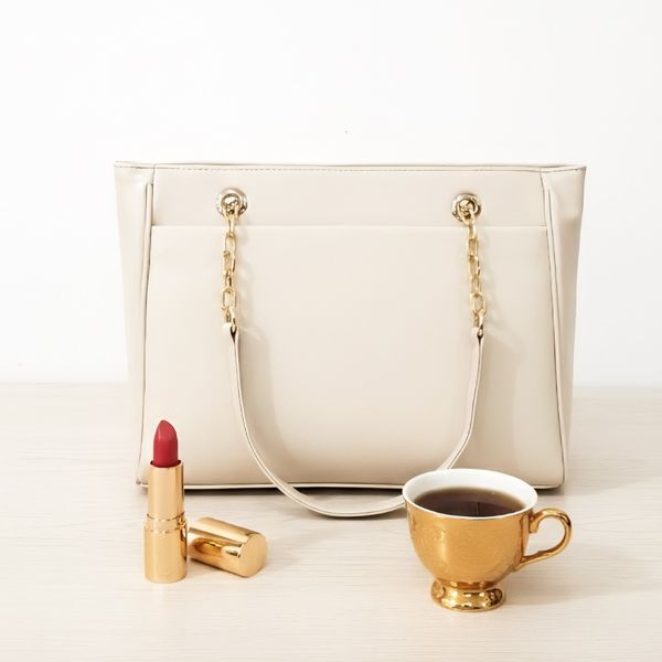 کیف دوشی مایا