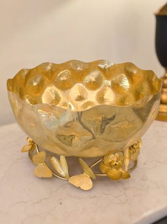 میوه خوری میخک