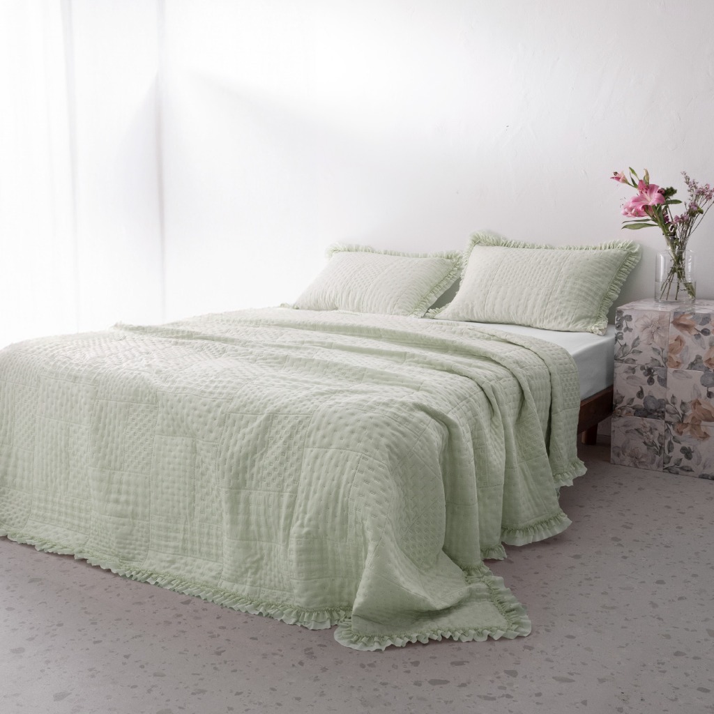 تصویر سرویس روتختی مادام کوکو پنبه دوزی مدل Medus4 دو نفره 3 تکه 