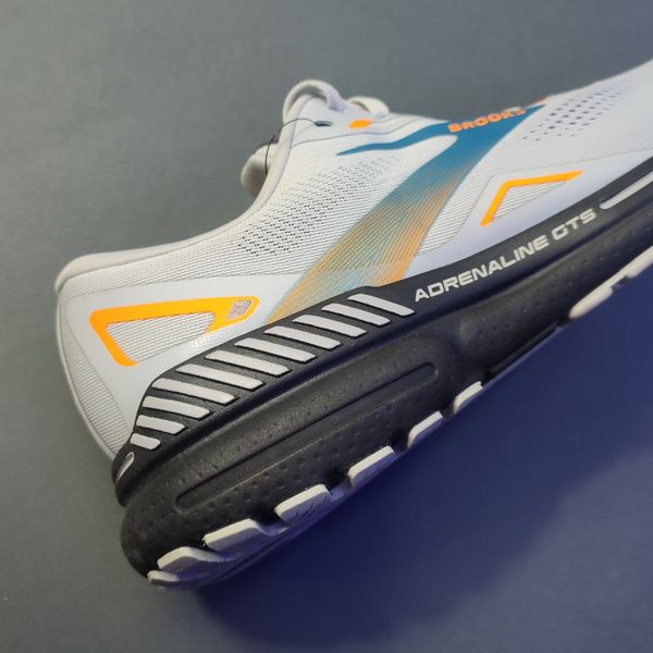 Brooks Adrenaline 23 GTS Goretex