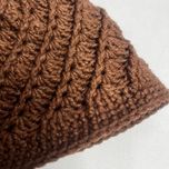 کلاه بافت قهوه ای گل دار