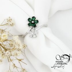 انگشتر نقره گل طرح زمرد عیار925 کد 18007