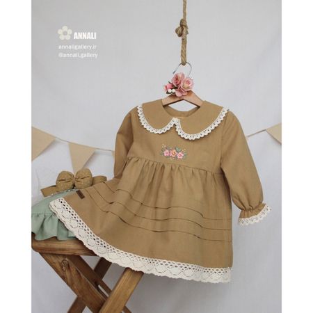 پیراهن دخترانه امِلی رنگ عسلی