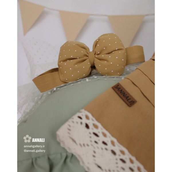 پیراهن دخترانه امِلی رنگ عسلی