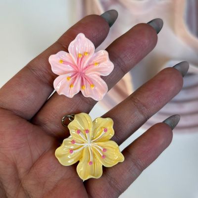 اویز گل بهاری