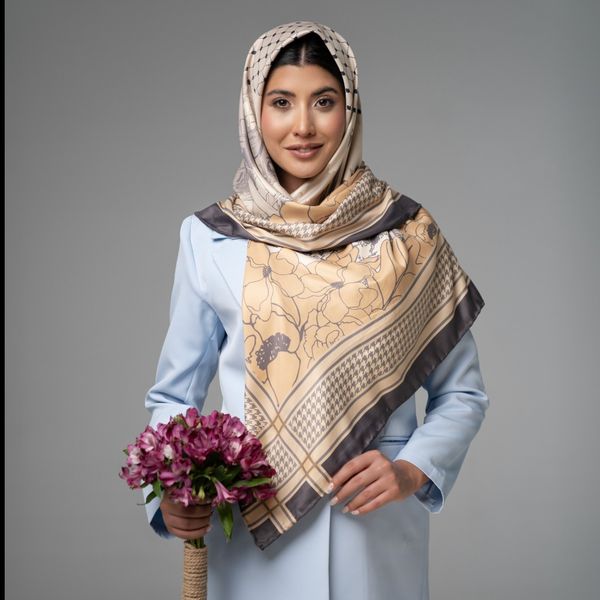 روسری برج میلاد و گنبد مینا تیره