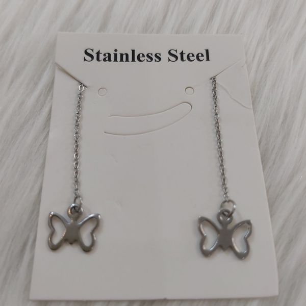 گوشواره زنانه استیل مدل بخیه طرح پروانه کد butf112