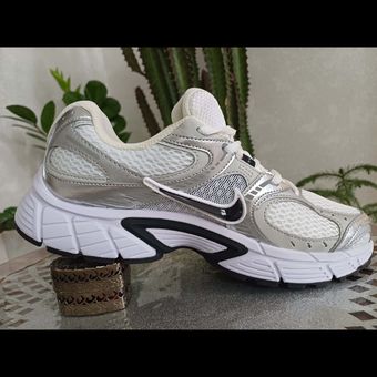 کتونی نایک اصل ویتنام کد1038