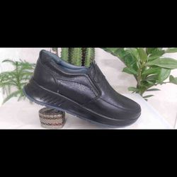 کفش اسپرت تمام چرم بدون بند مشکی پادینا کد 272