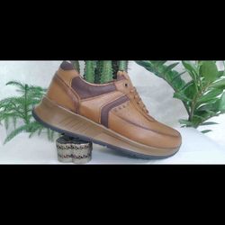 کفش اسپرت تمام چرم بند دار قهوه ای پادینا کد 270