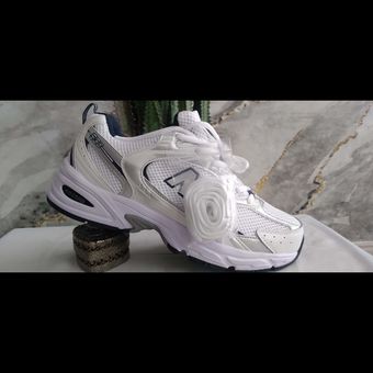 کتونی نیوبالانس 530اورجینال ویتنام کد325