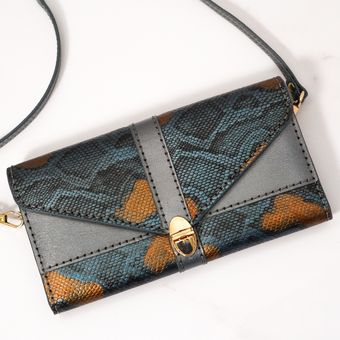 کیف زنانه چرم مدل آرِسا