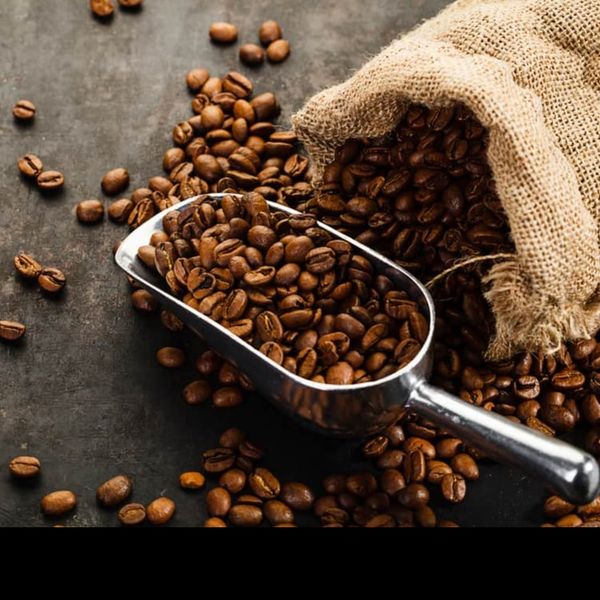 دانه قهوه رست شده تازه 1 کیلویی | عربیکا و ربوستا (اتیوپی، اوگاندا، ویتنام) مناسب اسپرسو و قهوه دمی