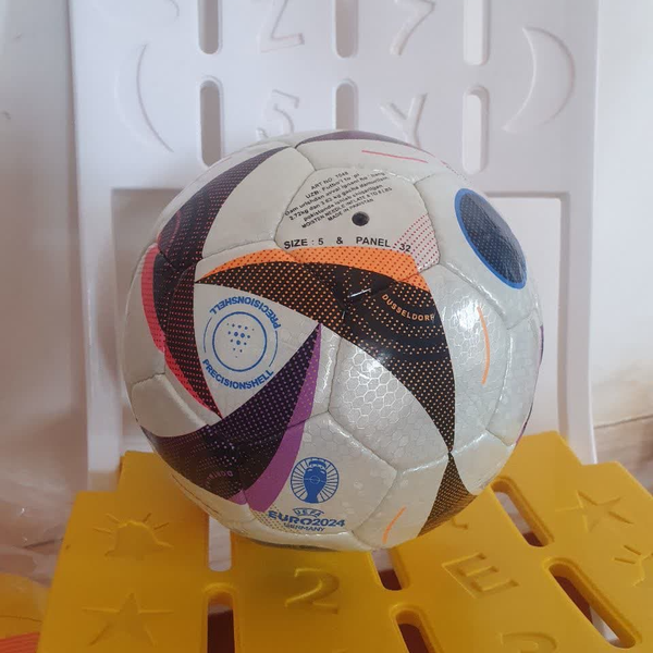 توپ چمن با رویه چرمی سایز 5