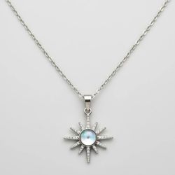 گردنبند زنانه مدل خورشید نگین دار
