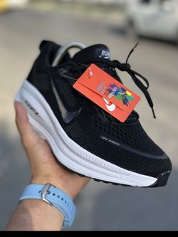 کتونی Nike ZoomX