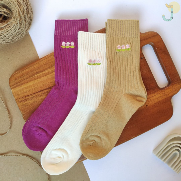 جوراب ساقدار کبریتی زنانه با گلدوزی شکوفه برند وارداتی درجه یک