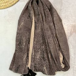 شال برشکا طرح پاپیون بسته بندی 8 عددی