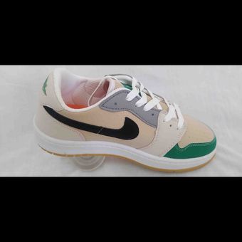 نایک جردن ترویس کرم سبز کد180