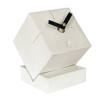 ساعت رومیزی بتنی مدل cubic