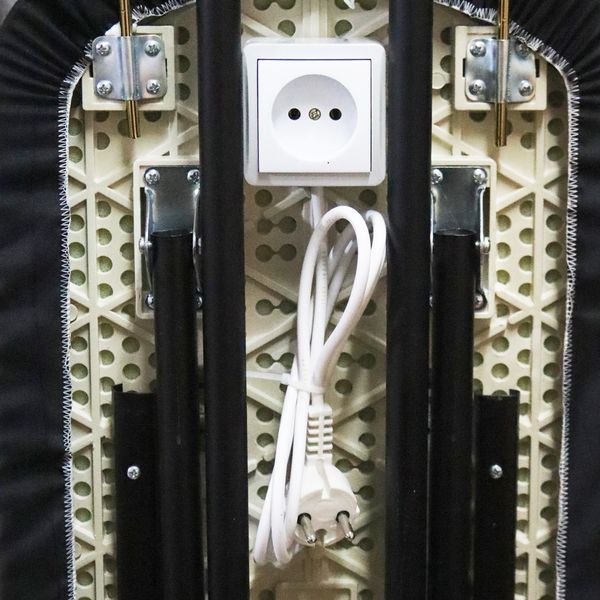 میز اتو آرتیستون صنعت مدل پایه بلند پریز دار کد YP-4069