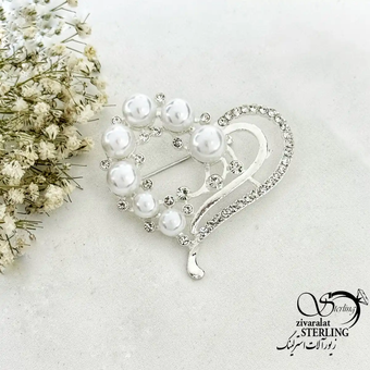 سنجاق سینه قلب مرواریدی طرح جواهری کد 20128