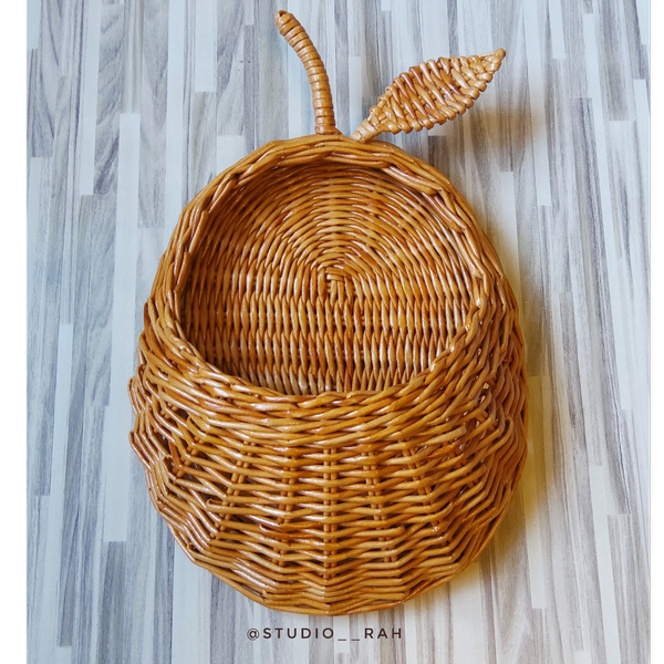 گلدان گلابی کوچک حصیری