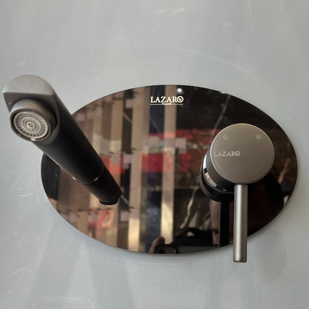 شیر توکار روشویی لازارو مدل پلاتا رنگ مشکی مات